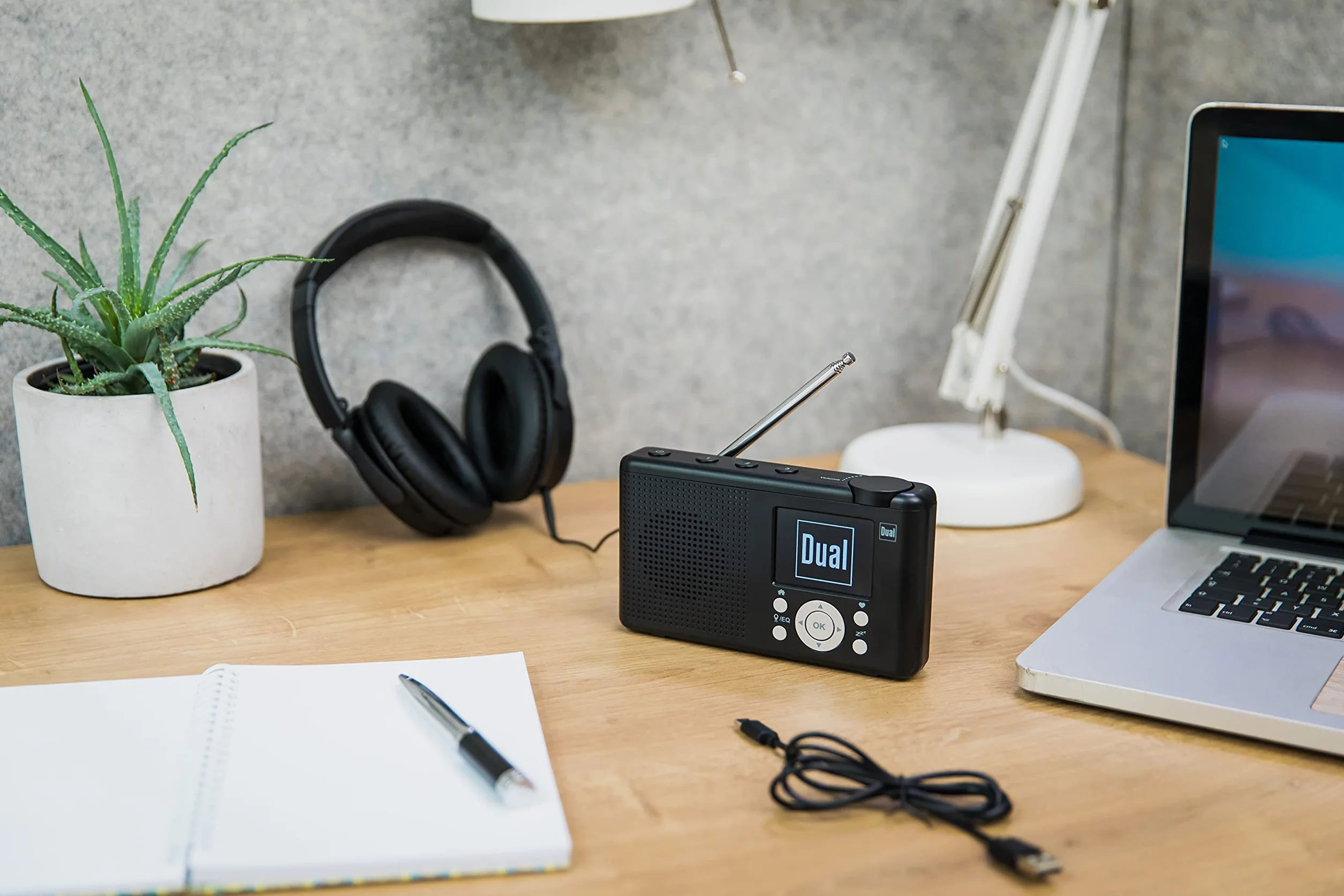 Dual 76524 MCR 200 Internet Radio de Mesa por Internet, Dab+, Dab, Radio por Internet FM, Dab+, FM, USB, Bluetooth, Negro
