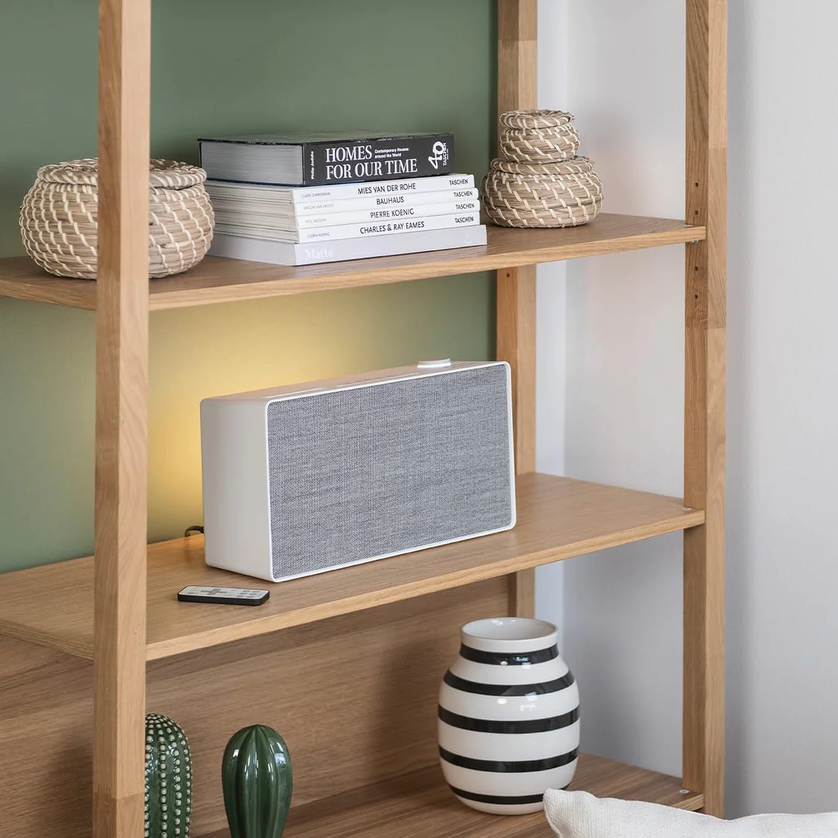 Sistema de música Pure Evoke Home All-In-One para el hogar (Radio Dab+/UKW, Radio por Internet, Podcasts, Spotify Connect, Bluetooth, CD y un Potente Sonido estéreo de 100 vatios), Blanco algodón