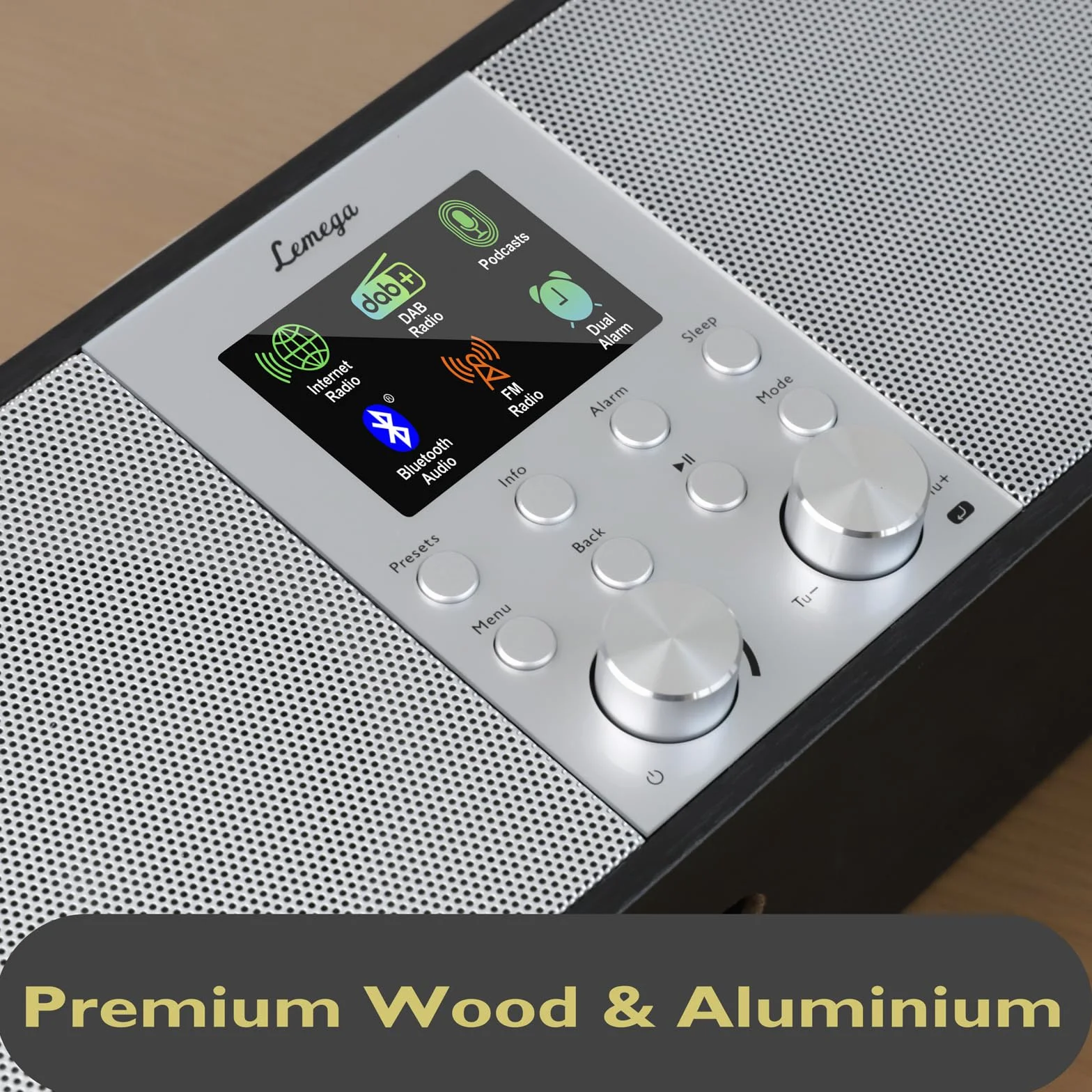 Lemega IR6 Radio por Internet Estéreo con Podcasts y Bluetooth - Radio Dab/Dab+ y FM con Sonido Real 2.0, 150 Presintonías,Radio Despertador,Batería Recargable USB-C,Madera Premium y asa de Aluminio