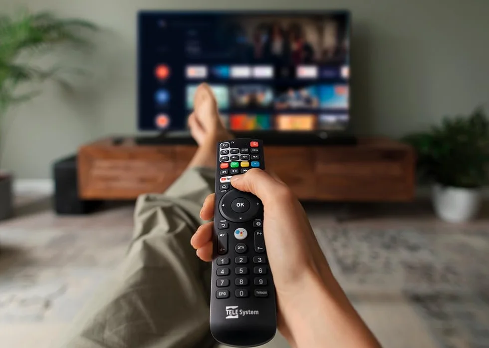 TELE System Sistema TELE UP T2 4K Decodificador Digital Terrestre Android TV 4K Ultra HD Certificado por Google